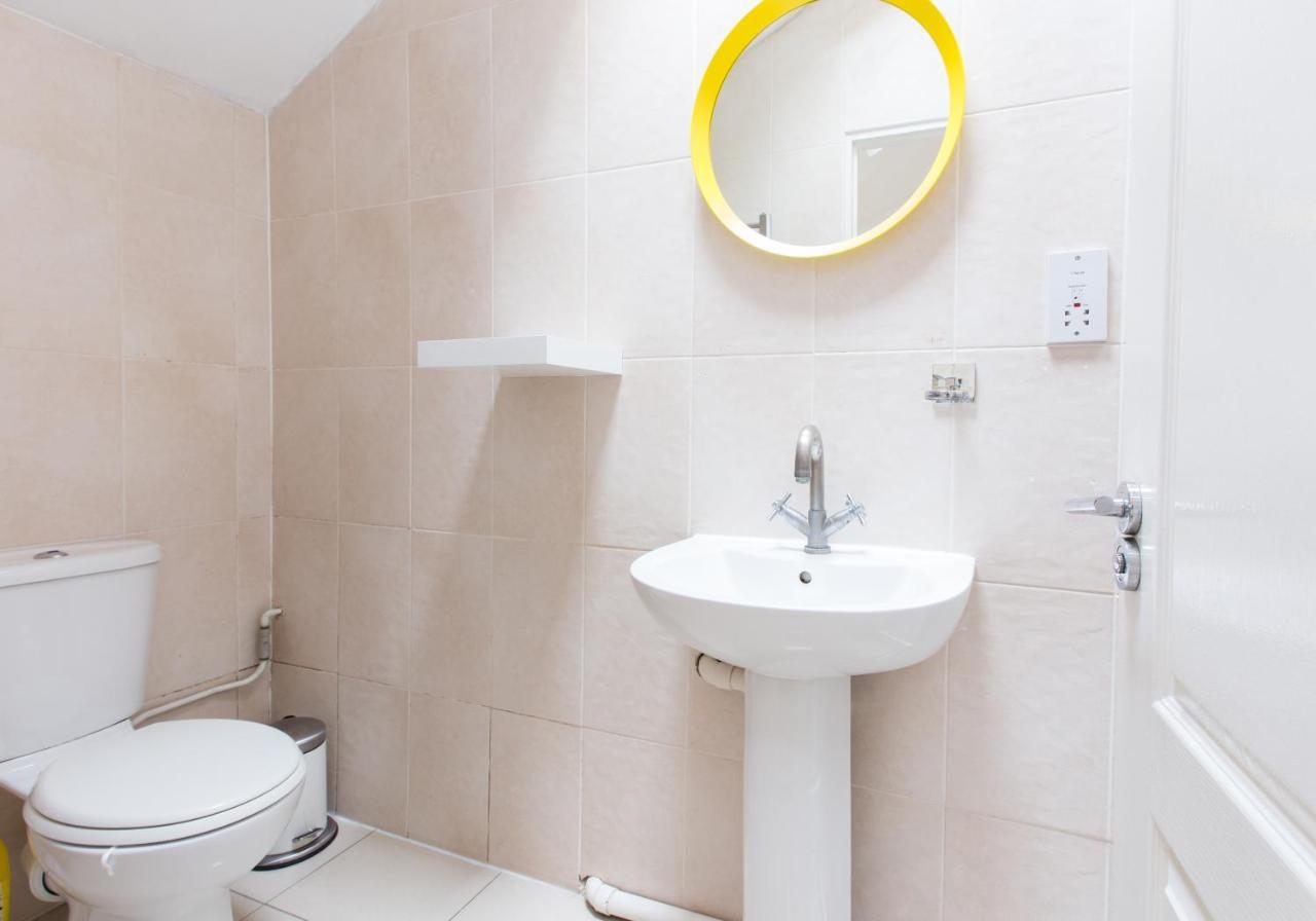 Tooting Broadway Studios & Rooms By Dc London Rooms Exterior photo