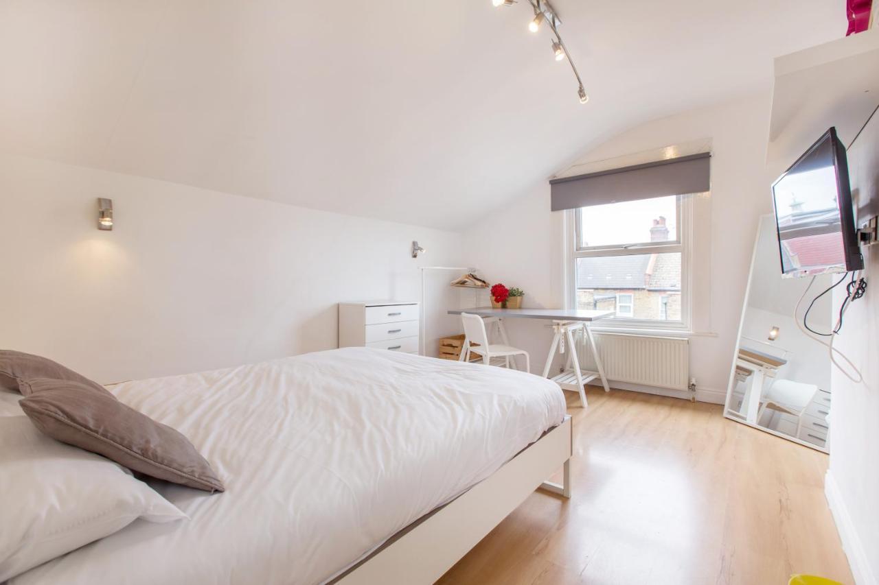 Tooting Broadway Studios & Rooms By Dc London Rooms Exterior photo